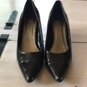 Madeline black Heels 👠.